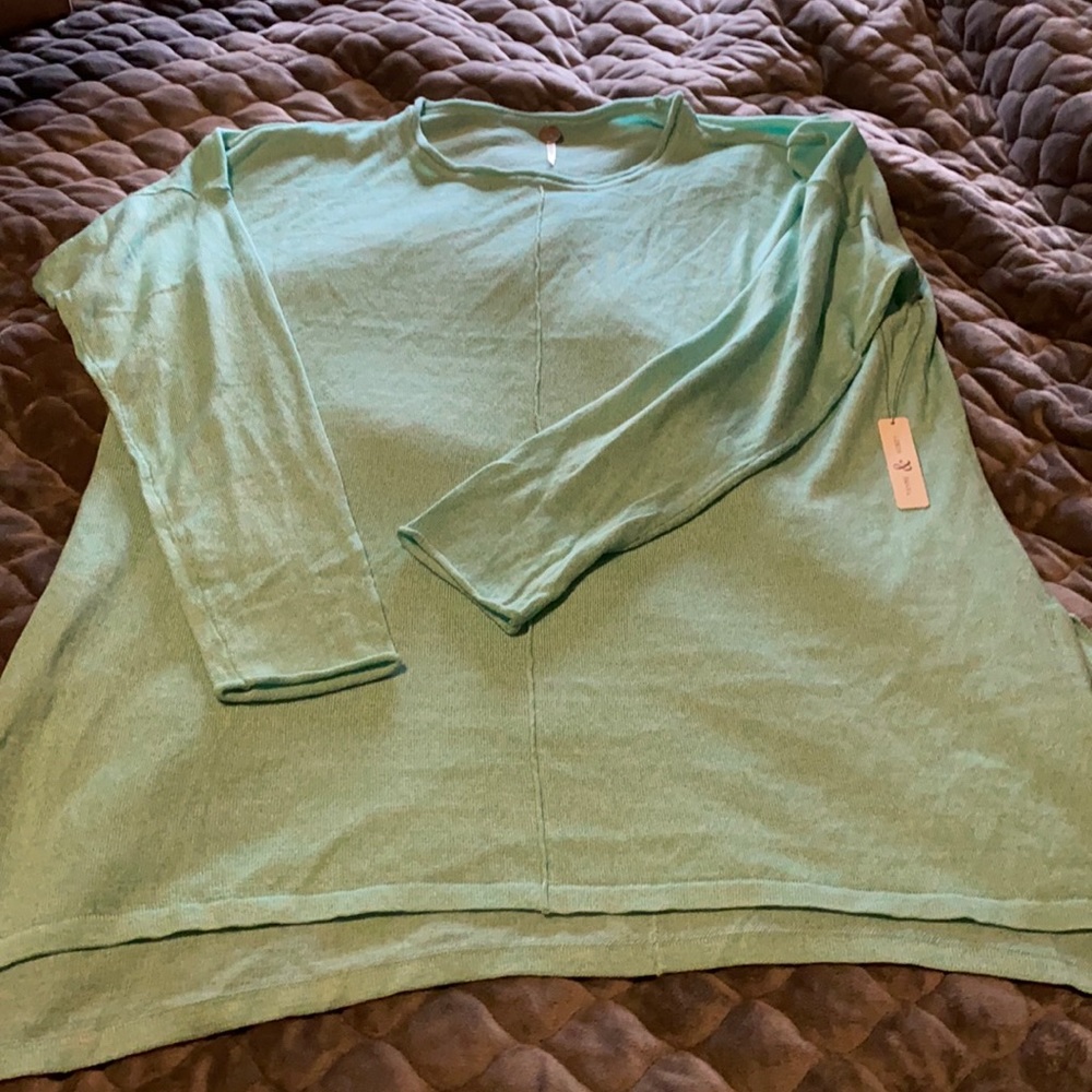 Women’s Oversized Long Sleeve Top Size Large NWT
